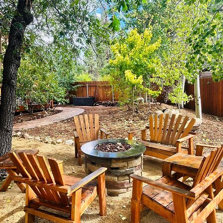 Custom Single Story Cabin With Jacuzzi Pool Table & Big Game Room With Arcade Games Біг-Бер-Лейк Екстер'єр фото