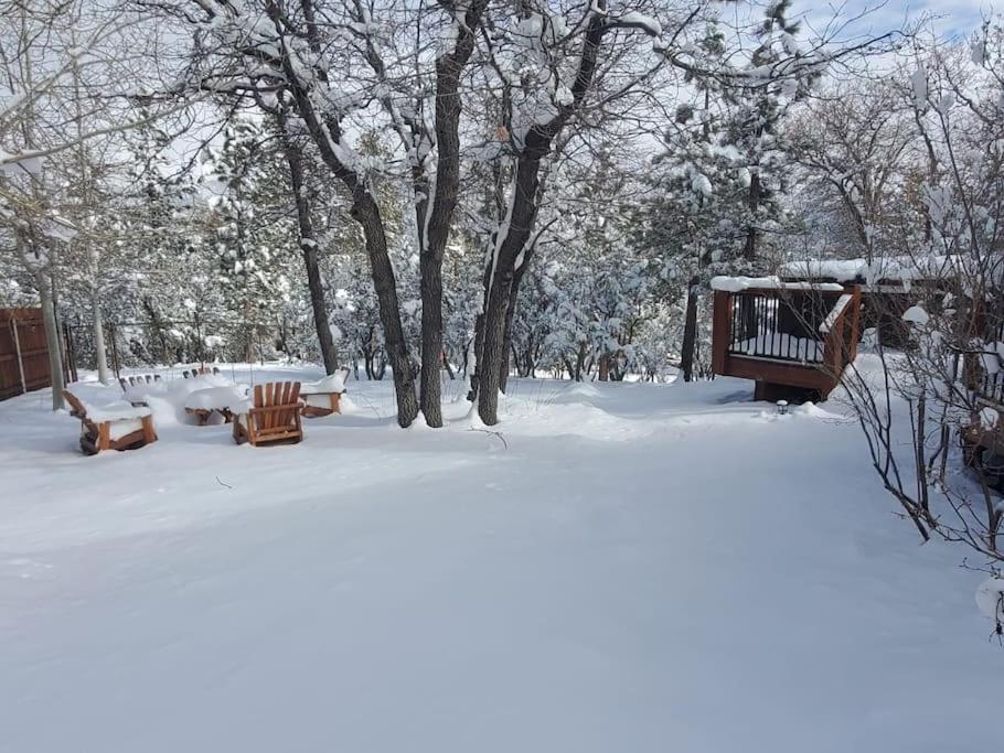 Custom Single Story Cabin With Jacuzzi Pool Table & Big Game Room With Arcade Games Біг-Бер-Лейк Екстер'єр фото